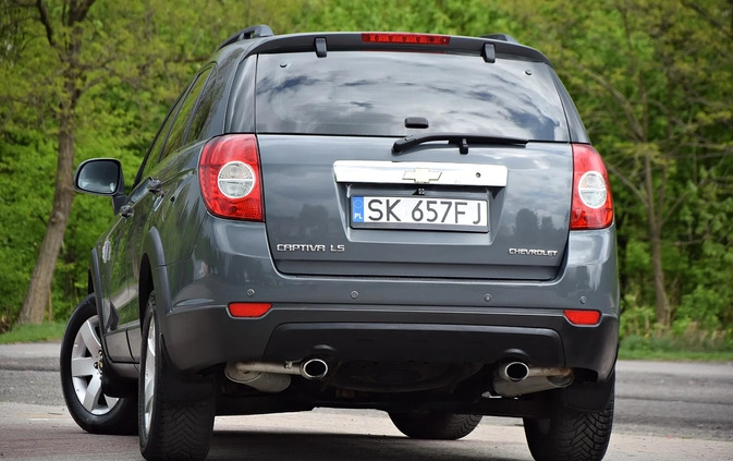 Chevrolet Captiva cena 27900 przebieg: 207000, rok produkcji 2010 z Pasym małe 704